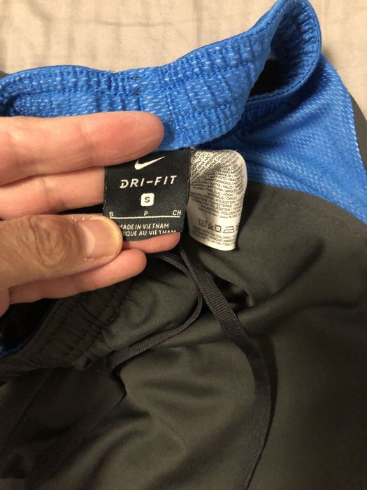 Pant nike in stare foarte buna