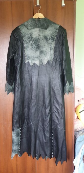 Продам плащ женский кожаный