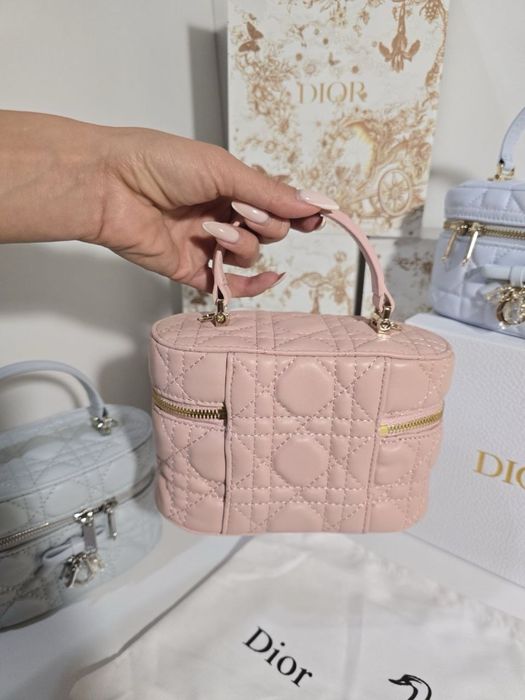 Дамска чанта Christian Dior Dioramour Mini Vanity Case