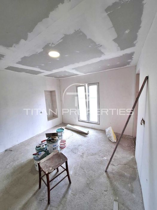 Едноетажна къща в Старосел