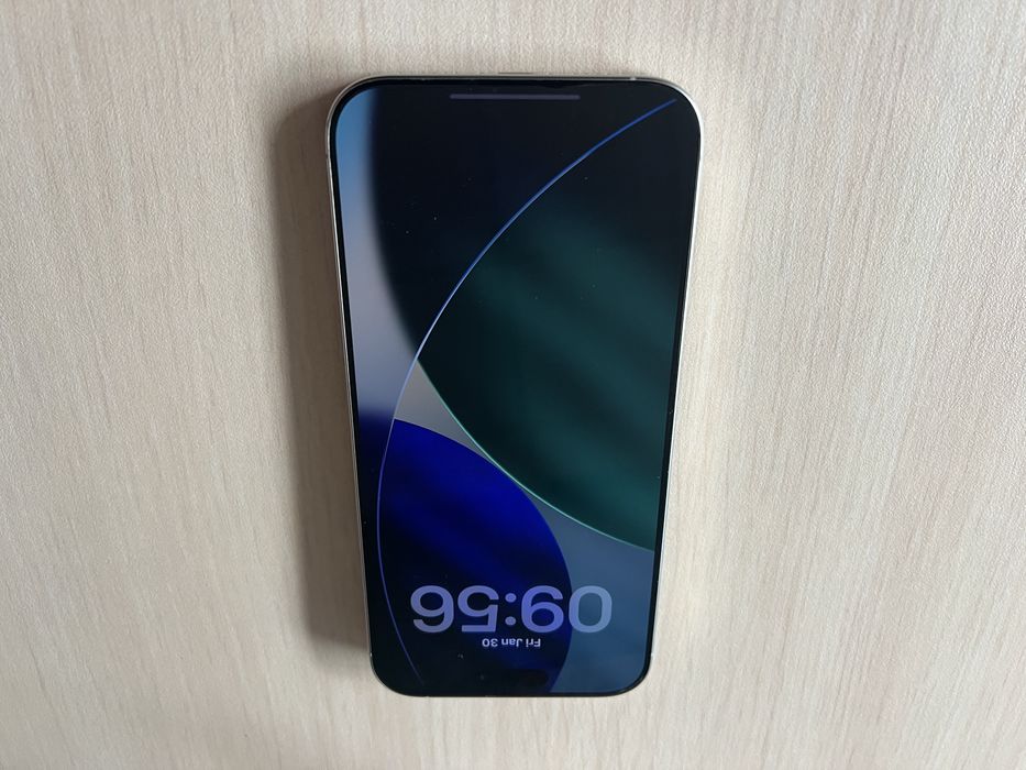 Продавам Apple iPhone 16 Pro Max 512GB