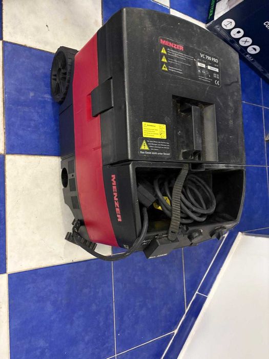 Шлайфмашина за стени и тавани - жираф - MENZER