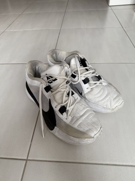 Freak5,баскетбольные кроссовки