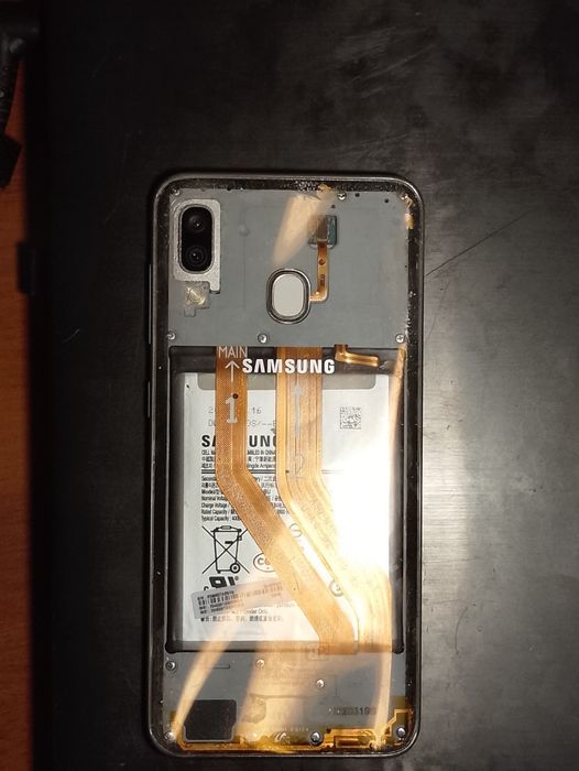 Samsung Galaxy A30