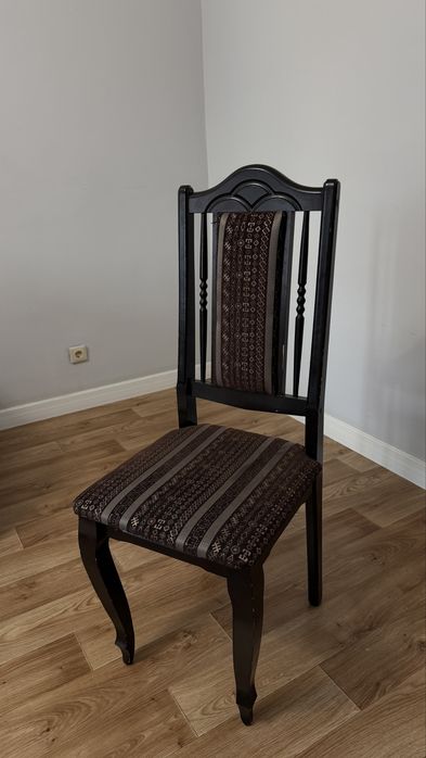 Продам кухонный стол
