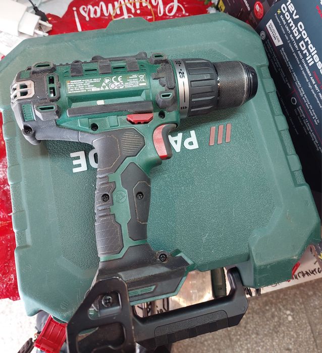 Винтоверт боди Parkside 20 волта. Метален патронник.