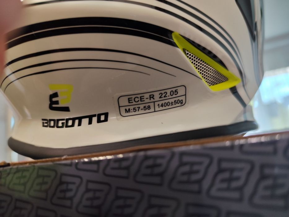 Каска Bogotto racing