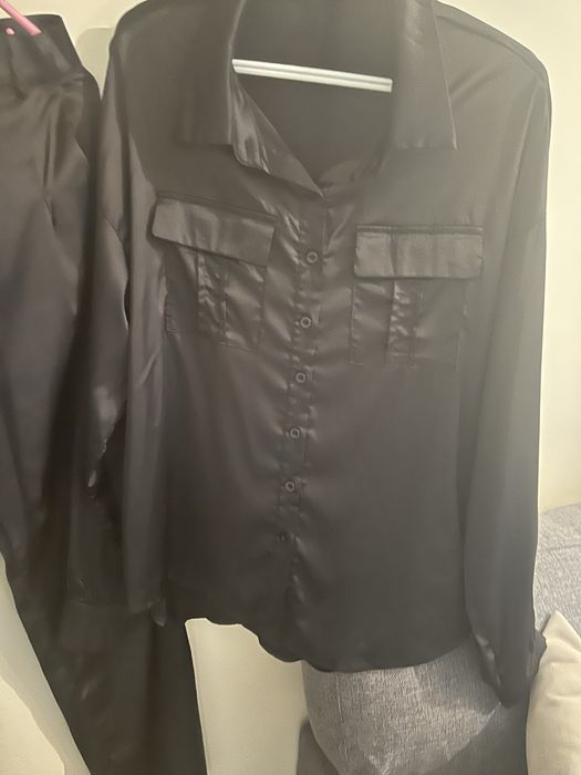 Червн сатенен сет