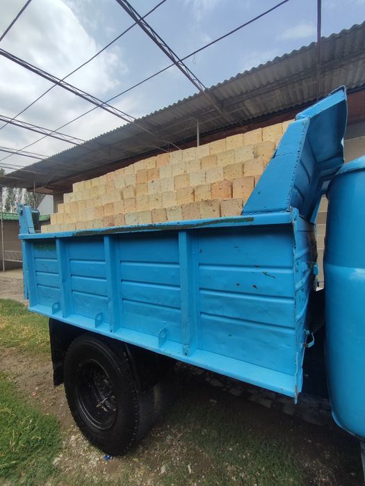 Pishgan va xom gʻisht bor