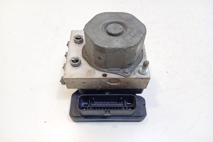 Pompa ABS A0004311500 Mercedes-Benz A-Class W176 (facelift) seria