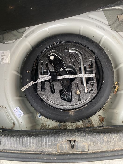 Патерица за Golf 6