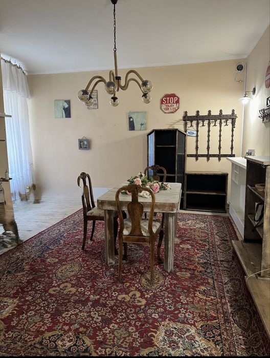 Дава се под наем Двустаен апартамент в София, Лозенец - 88 кв.м за 765 € - Снимка #1