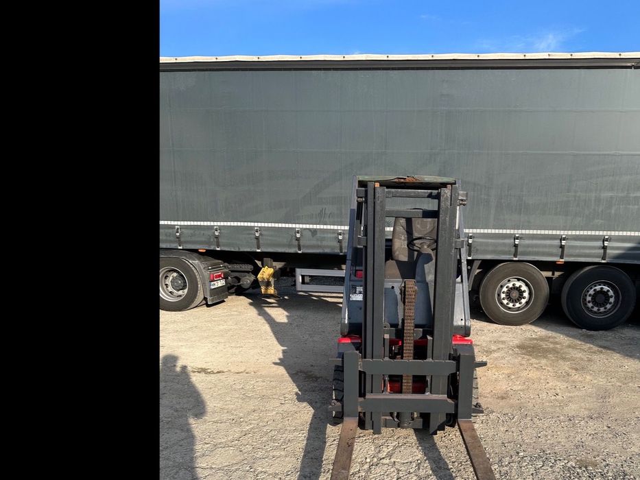 Linde H25D Stivuitor diesel 2,5 t/ închiriez