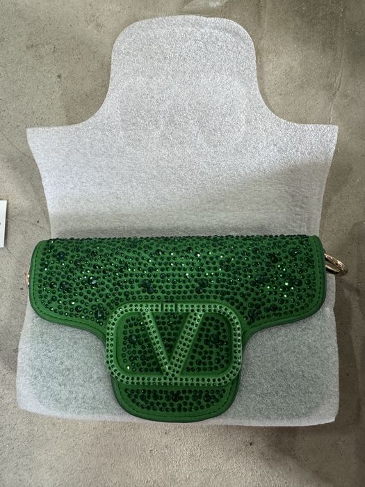 Страхотни дамски модели Balenciaga,Valentinо,Prada
