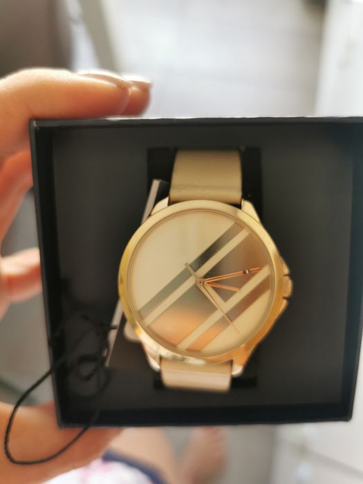 Дамски часовник Tommy Hilfiger