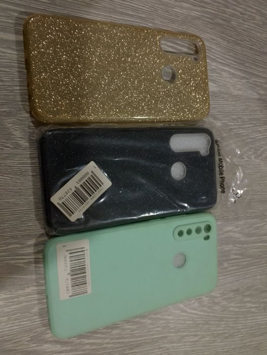 Продам новые чехлы