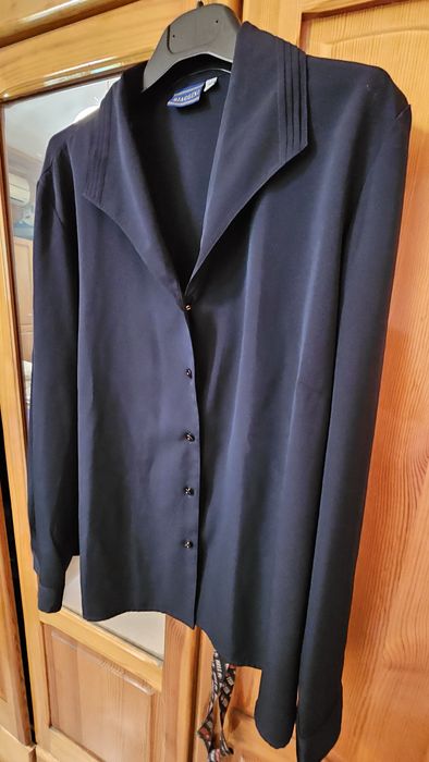 Продавам ризи по 1 евро