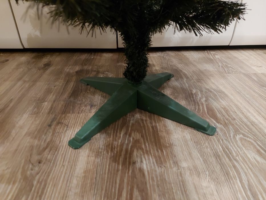 Елха - Изкуствена