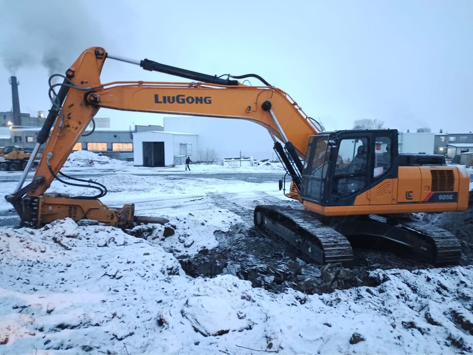 Сдам в аренду гусеничный экскаватор