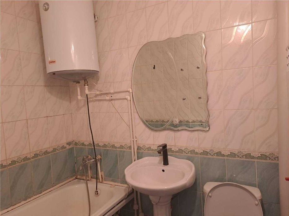Продам 2 ком по Металургов
