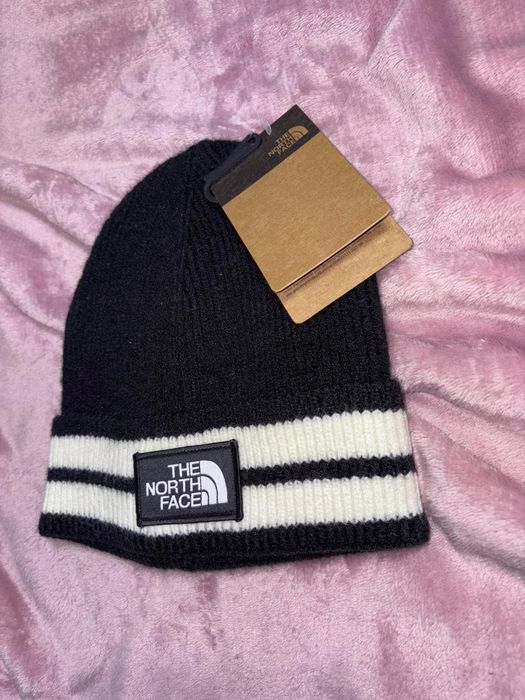 Căciulă The North Face Negru Alb Dungi