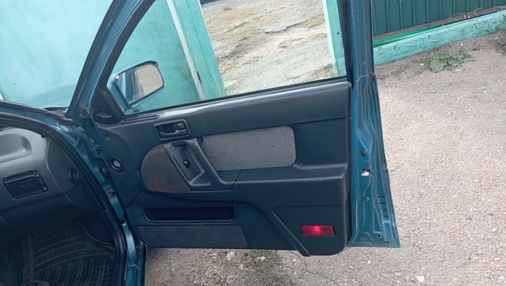 Продам Hyndai Elantra, 1992 года