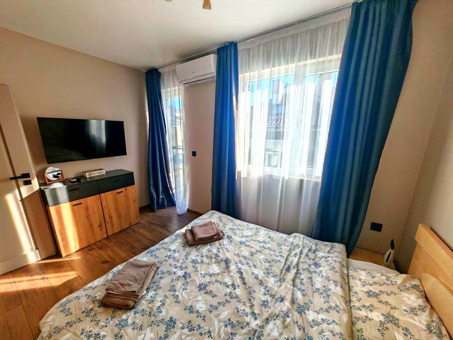 Дава се под наем Двустаен апартамент в Бургас, Център - 52 кв.м за 548.25 € - Снимка #9