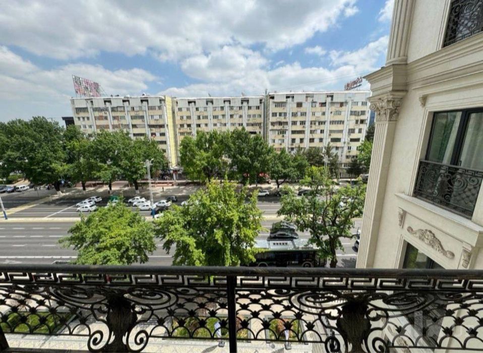 Продается квартира в центре жк Казахстан