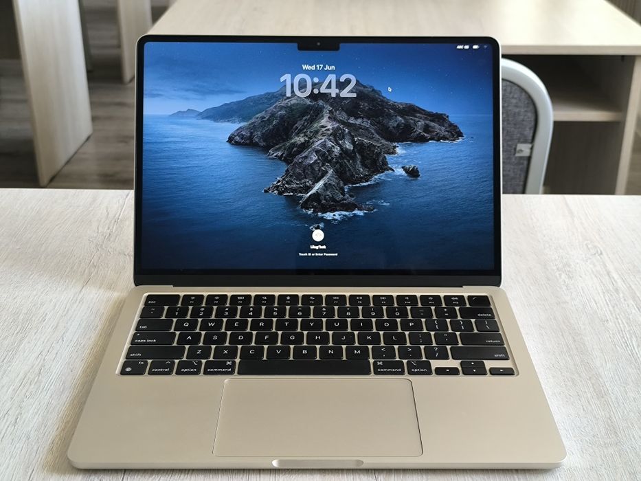 MacBook Air M2 16/256GB