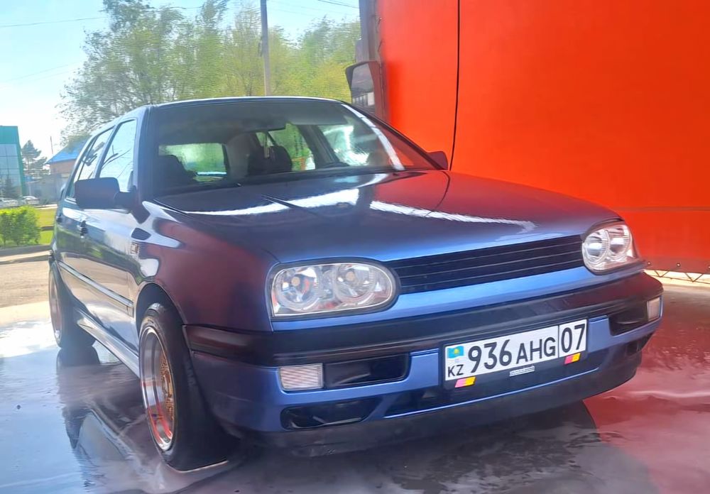 Продаю Volkswagen Golf 3