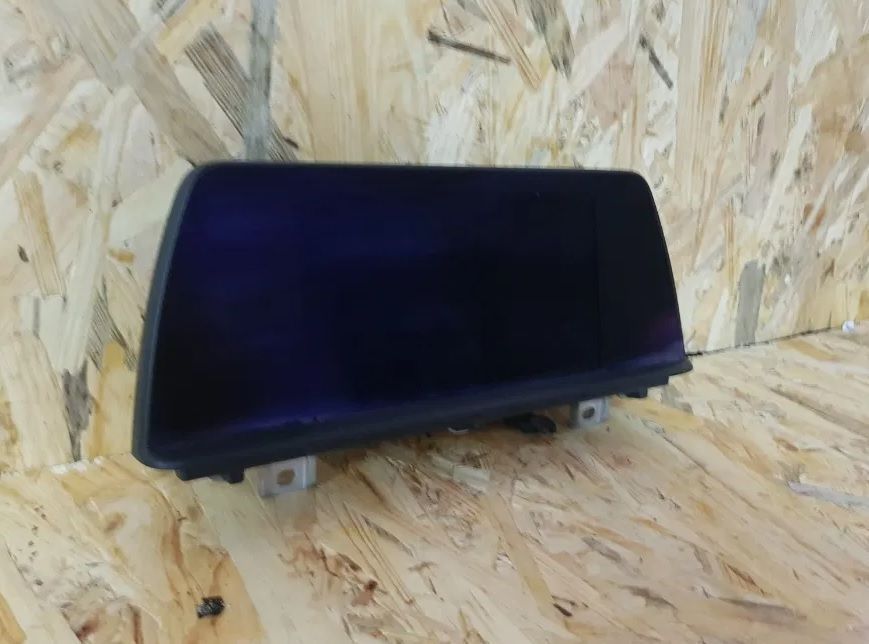 Display Navigatie Bmw F30 F31 L7 CID Cod 9292247