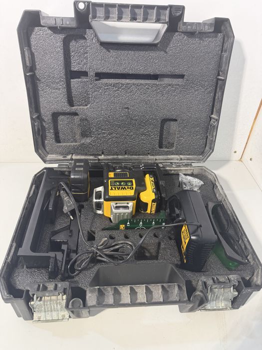 Laser dewalt 360 grade raza verde cu receptor