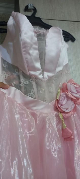 Продается красивое платье