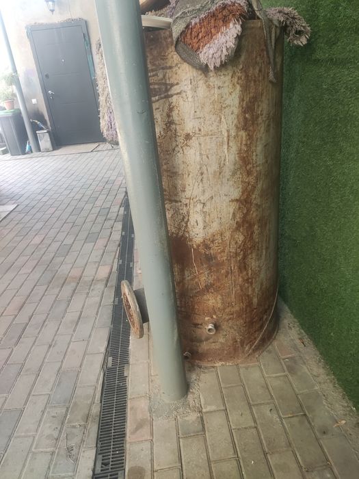 Бак для нагрева воды 200л