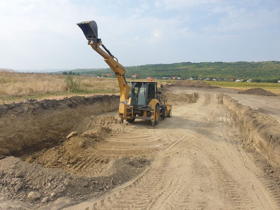 INCHIRIERE Buldoexcavator – 7 utilaje disponibile