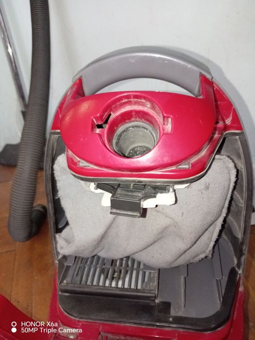 Прахосмукачка Панасоник 1400V