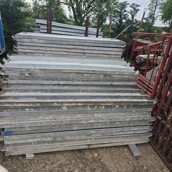 Schela metalica, vând și închirieriez!