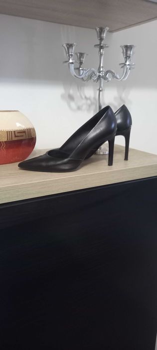 Pantofi din piele Calvin Klein, mărimea 39