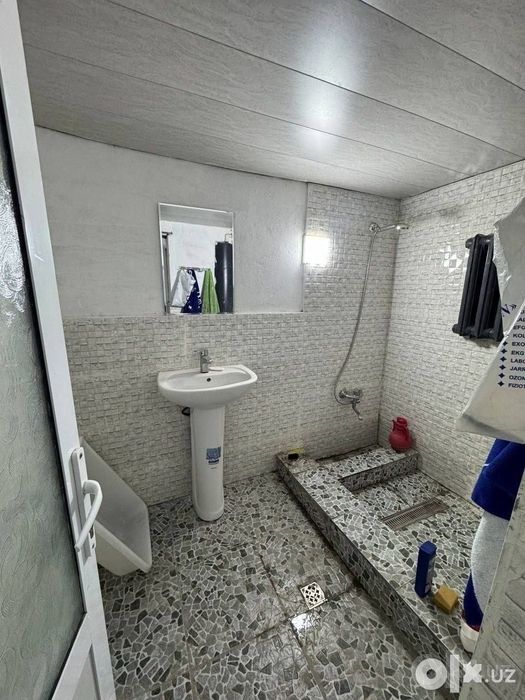 Чиланзарский район, рядом с метро Новза.