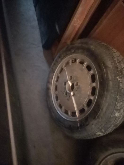 Продам запаску р15