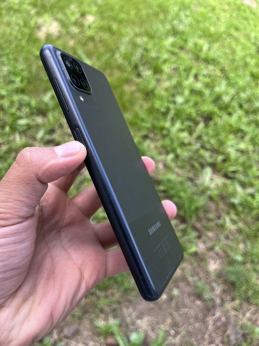 Samsung a22 64 GB