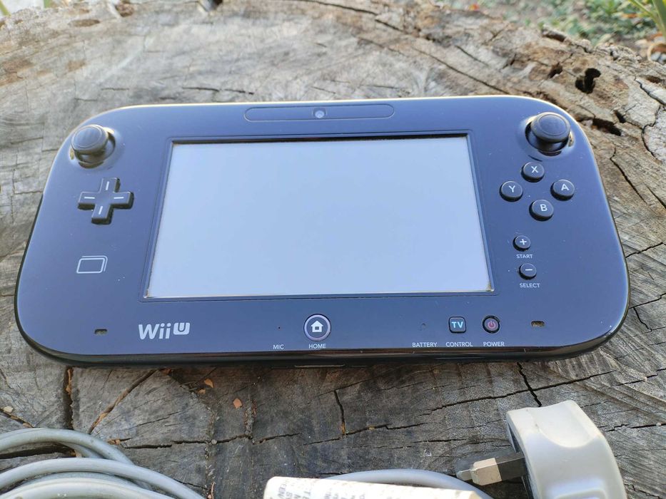 Nintendo Wii U, Пълен Комплект-Двете Конзоли,Захр. Кабели, Кабел за ТВ