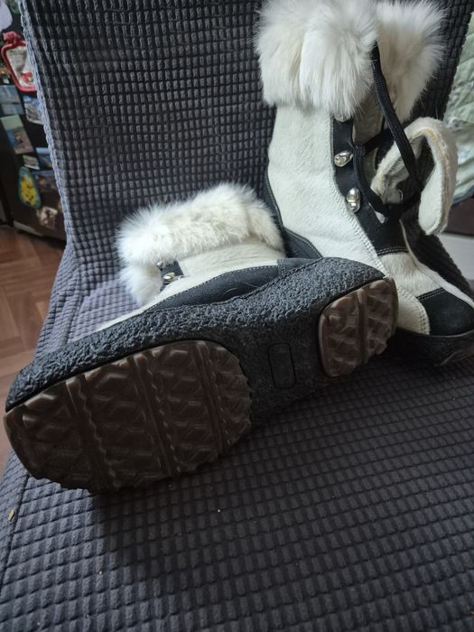 Зимние натуральные угги.