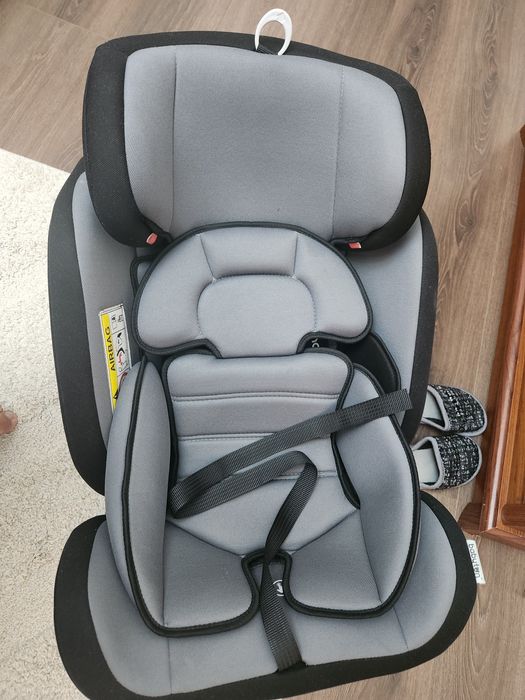 Автокресло новое