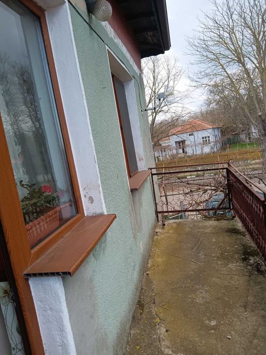 Двуетажна къща в Малина