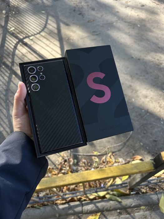 Продам Galaxy 22Ultra