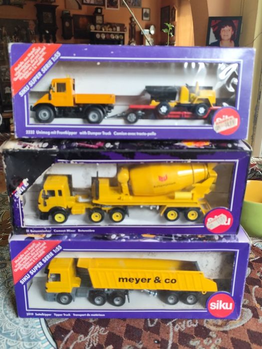 Стари колекционерски колички Сико