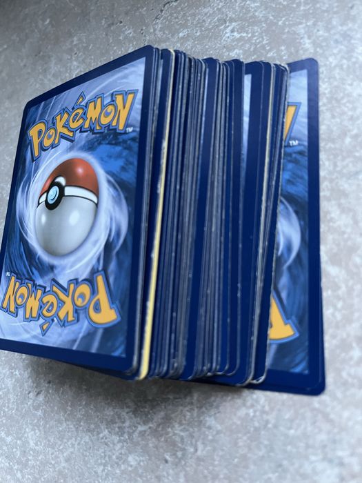 Set   Pokemon Cartonase