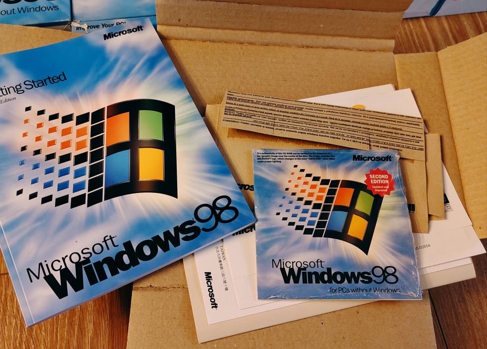 Windows 98SE Big Box PC