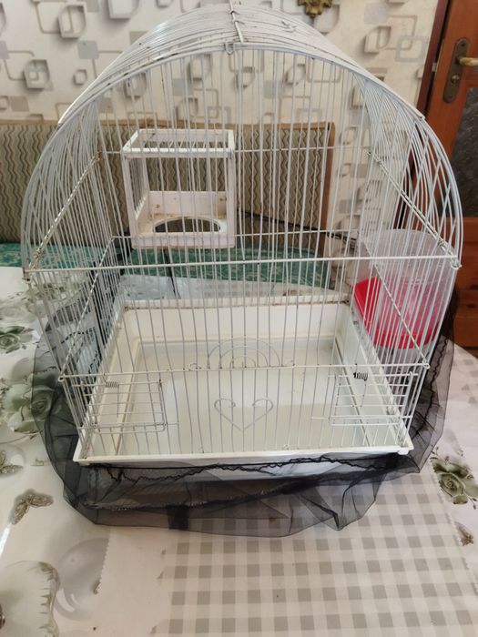 Продам клетку для мелких птиц